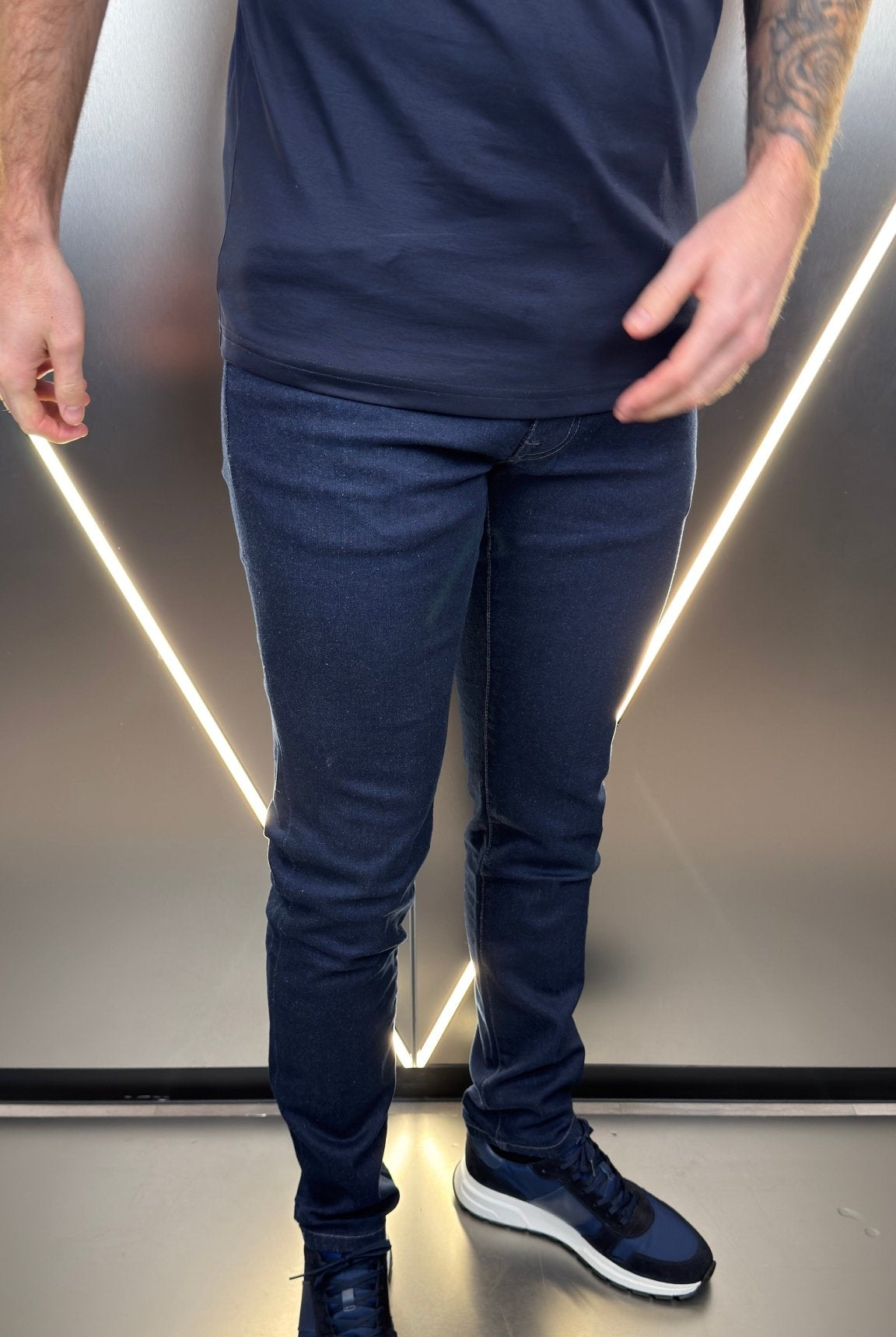 Classic Edition Tailored Fit Jean - Dark Blue - Vincentius