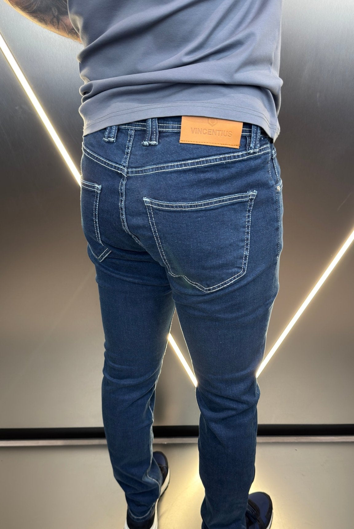 Classic Edition Tailored Fit Jean - Mid Blue/White - Vincentius