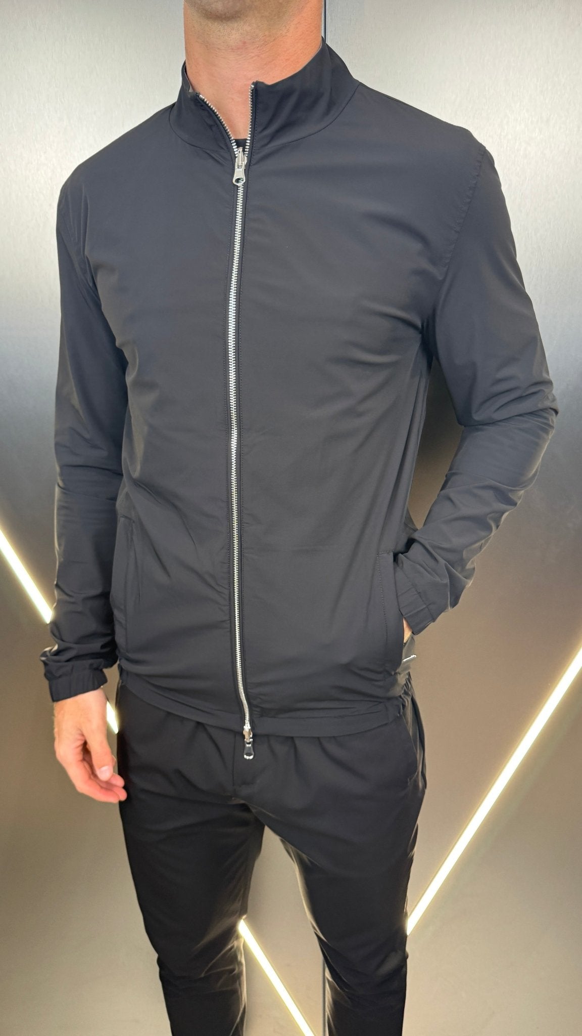 Commuter Reverse Jacket - Olive/Black - Vincentius