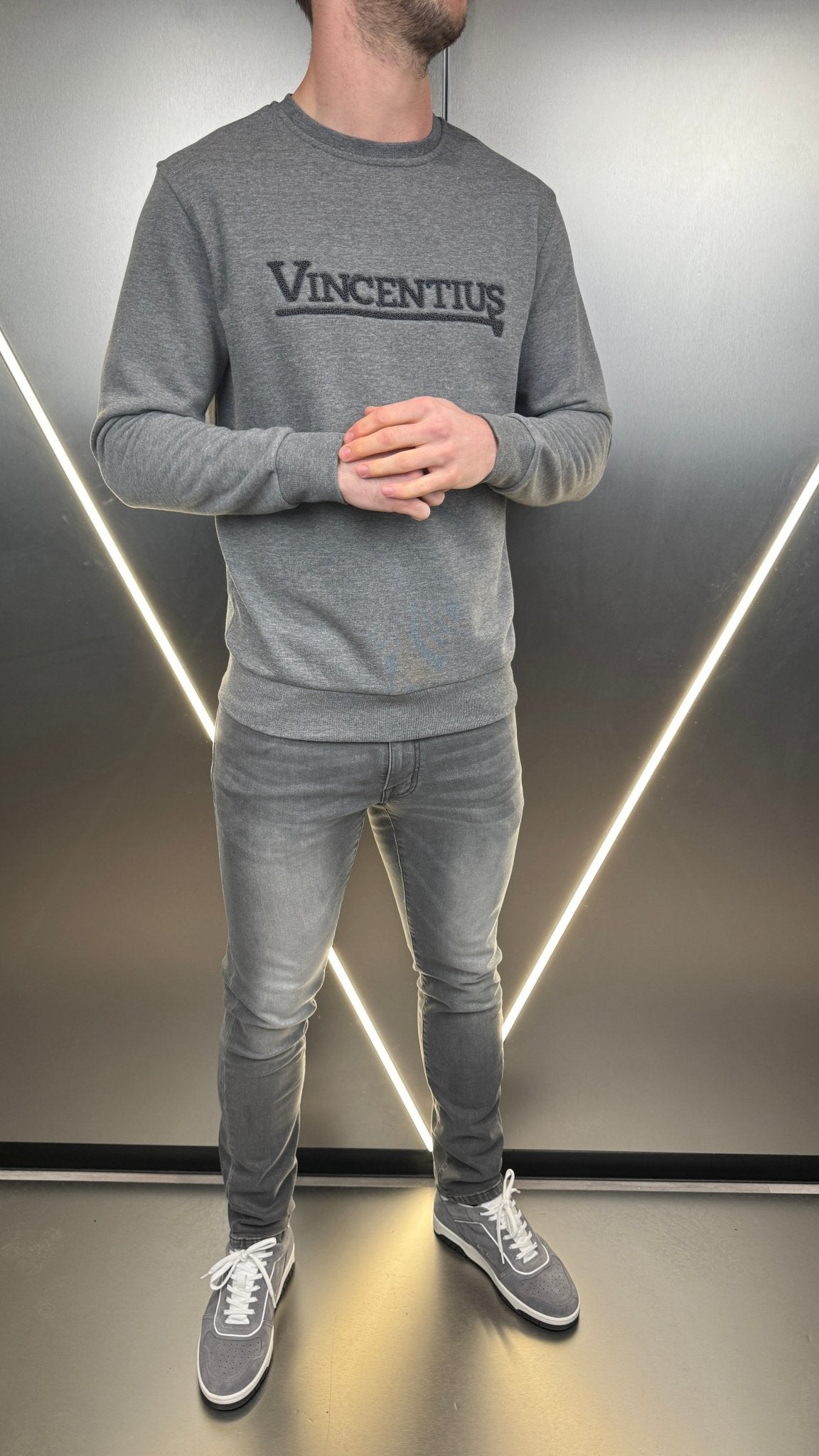 Luxury Boucle Logo Crew Neck Jumper - Grey Marl - Vincentius