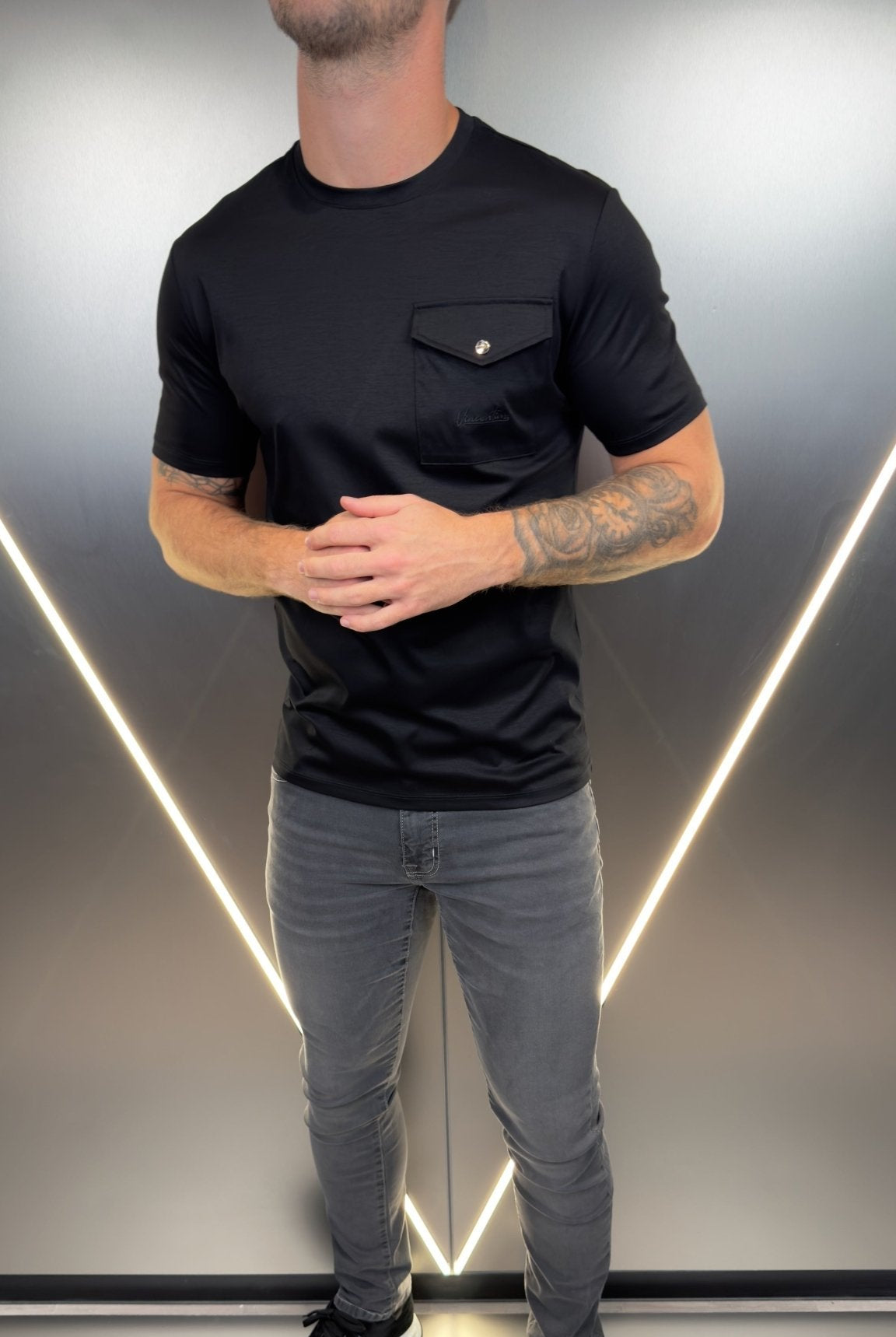 Luxury Mercerised Pocket Logo T-Shirt - Black - Vincentius