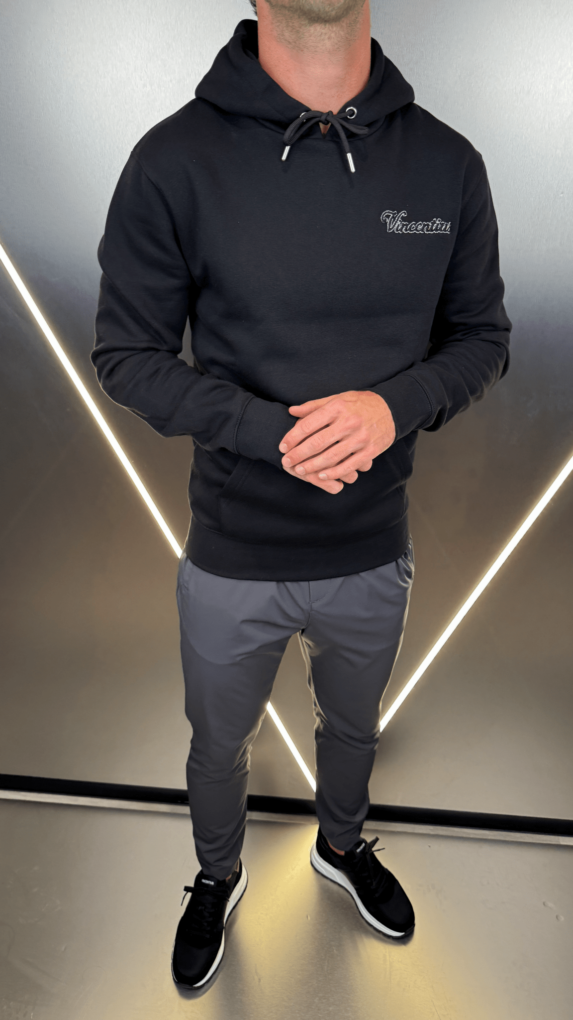 Script Hoodie - Black - Vincentius