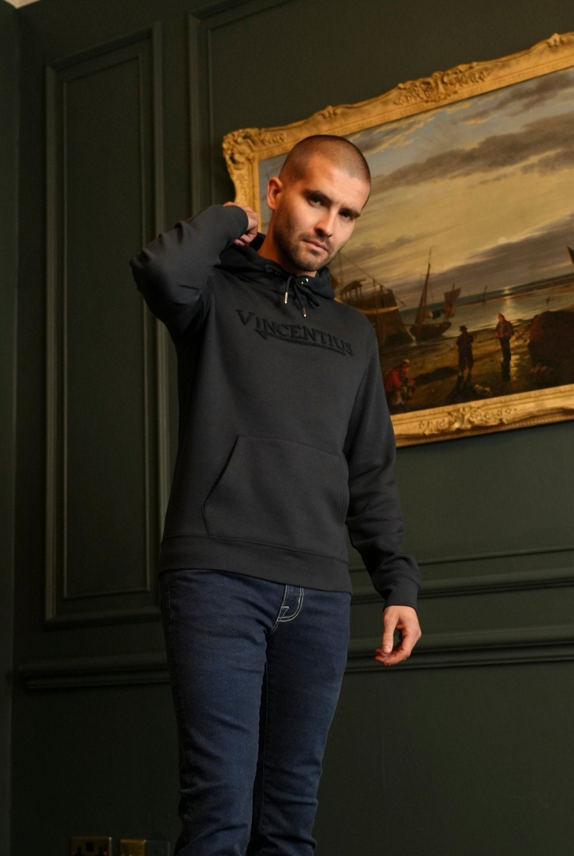 Serif Boucle Hoodie - Navy - Vincentius
