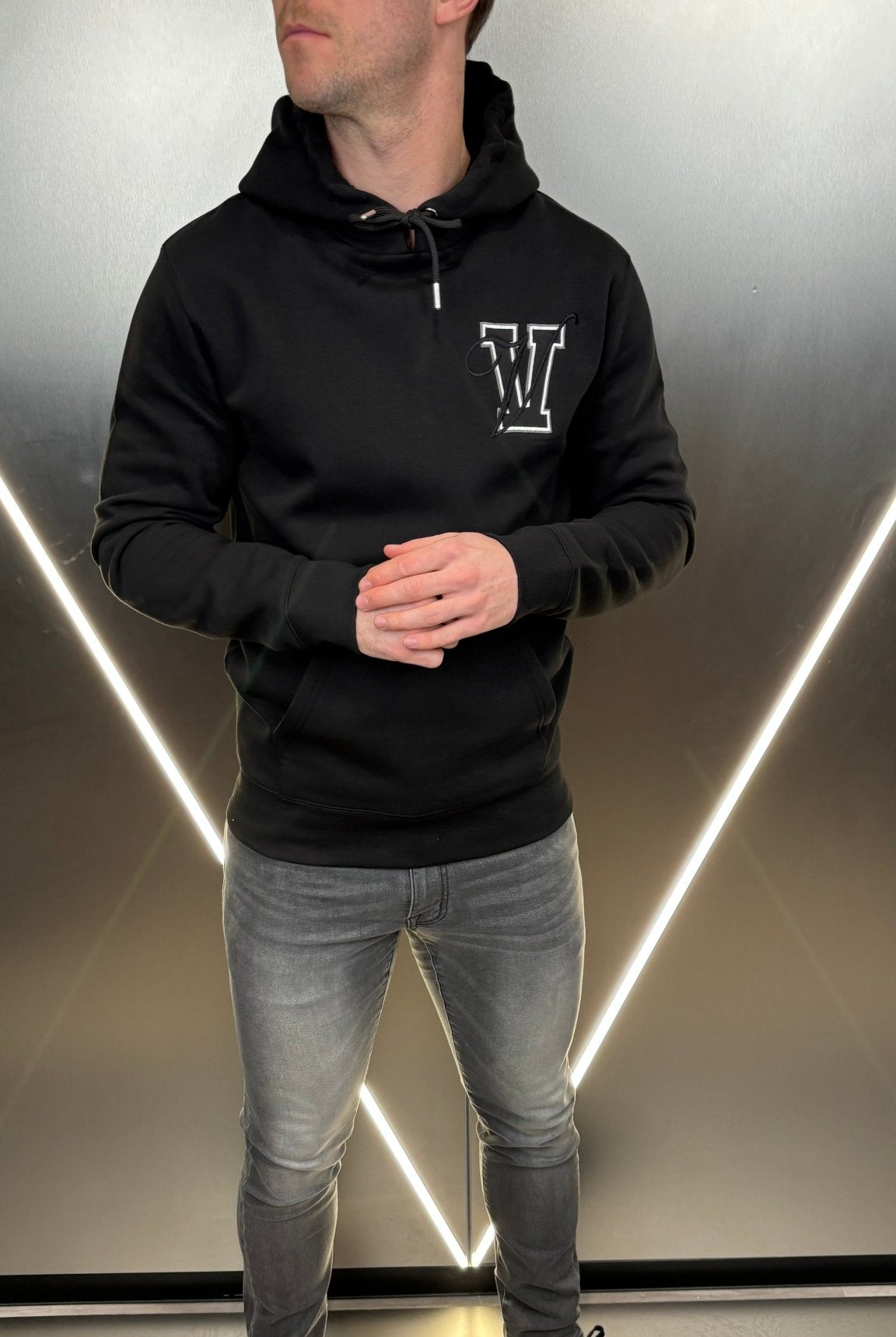 Varsity V2 Luxe Hoodie - Black - Vincentius