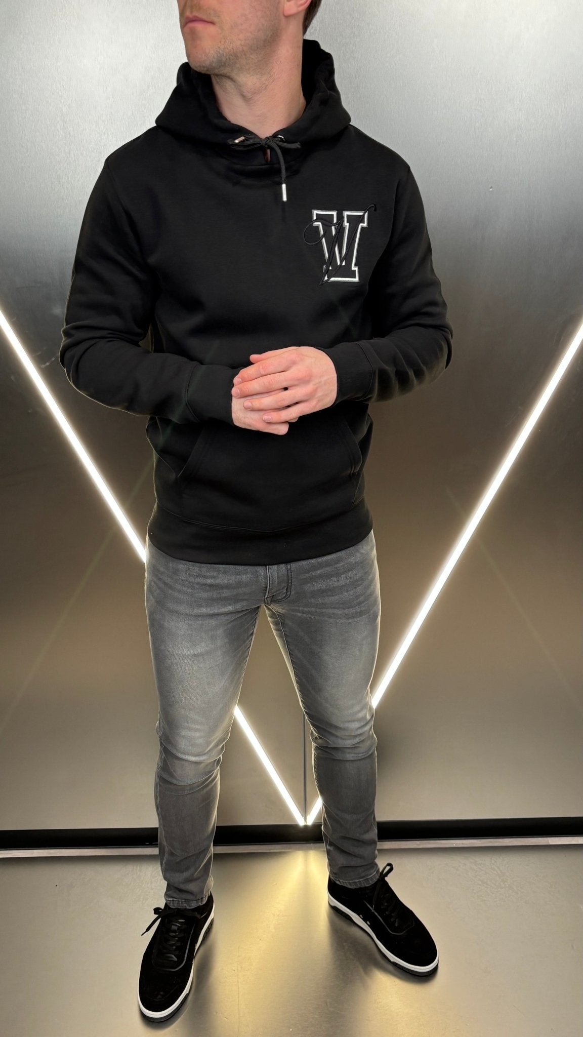 Varsity V2 Luxe Hoodie - Black - Vincentius