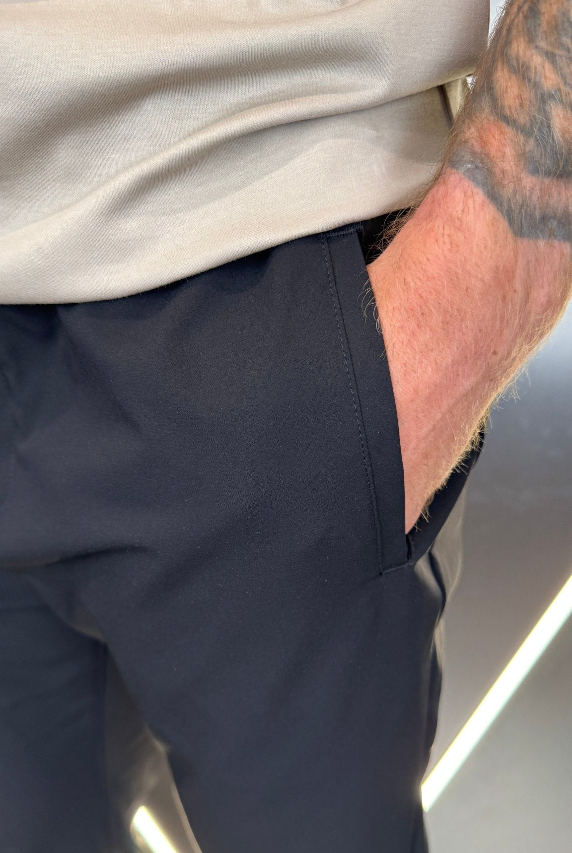 Vincentius Commuter Pants - Black - Vincentius