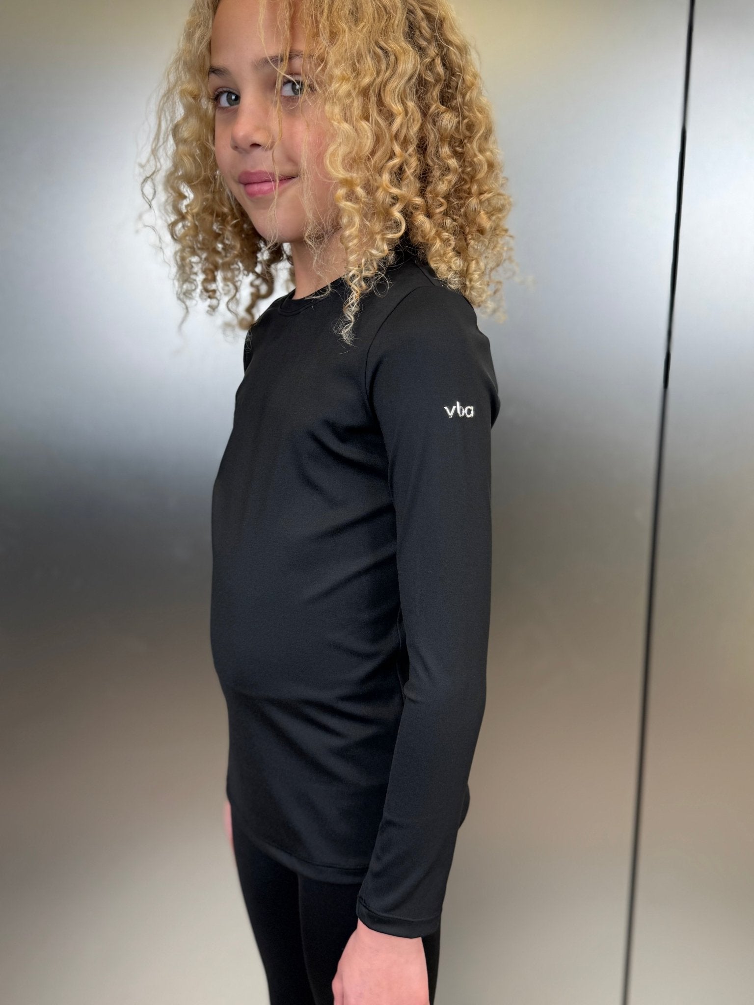 Active Top - Noir (Dispatched W/C 15/12/25) - Vincentius