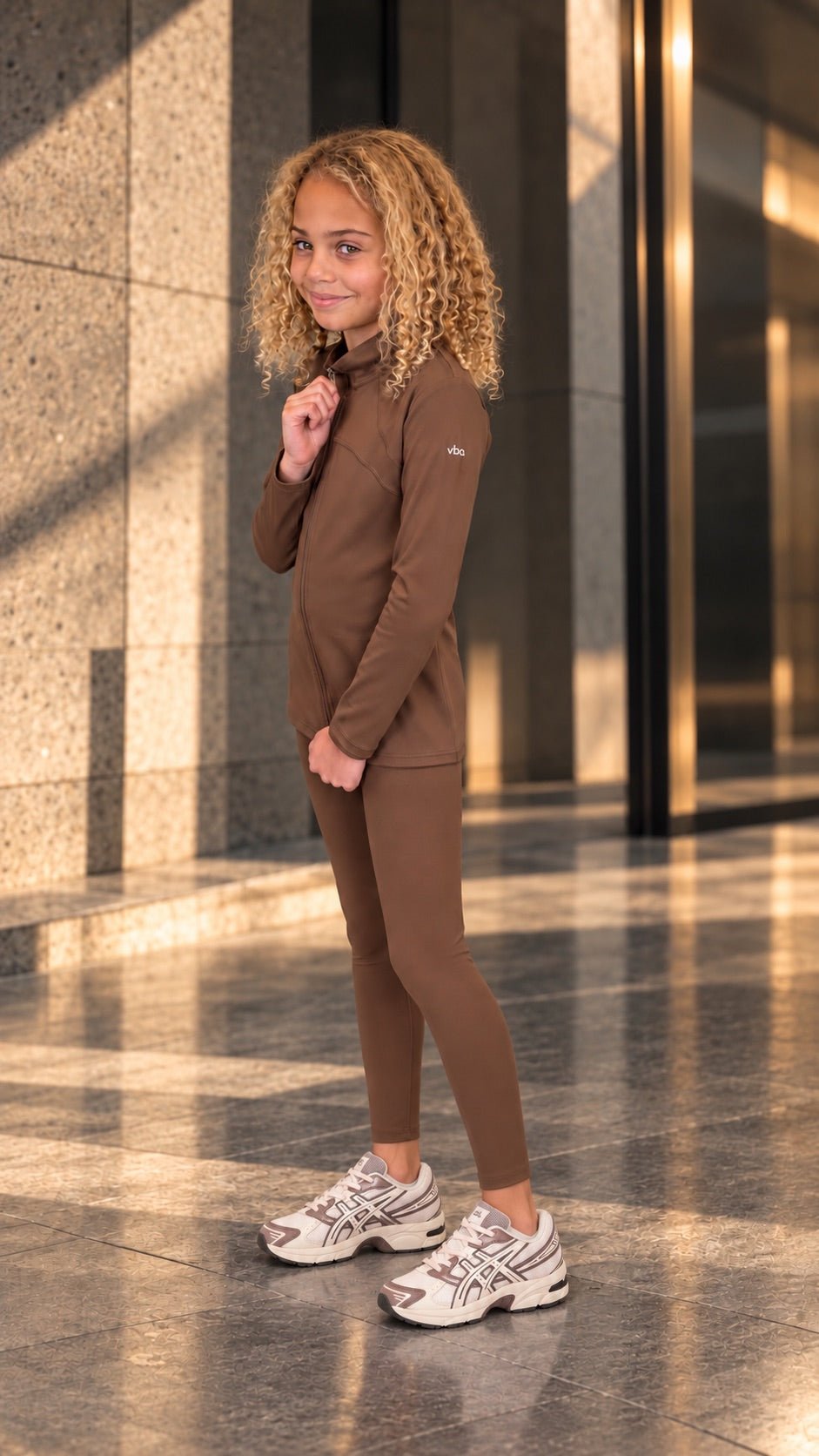 Active Zip Jacket - Cocoa - Vincentius