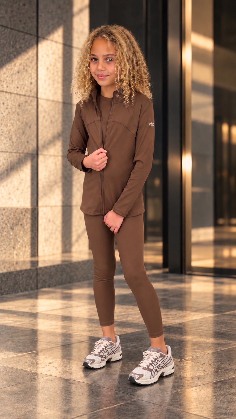 Active Zip Jacket - Cocoa - Vincentius