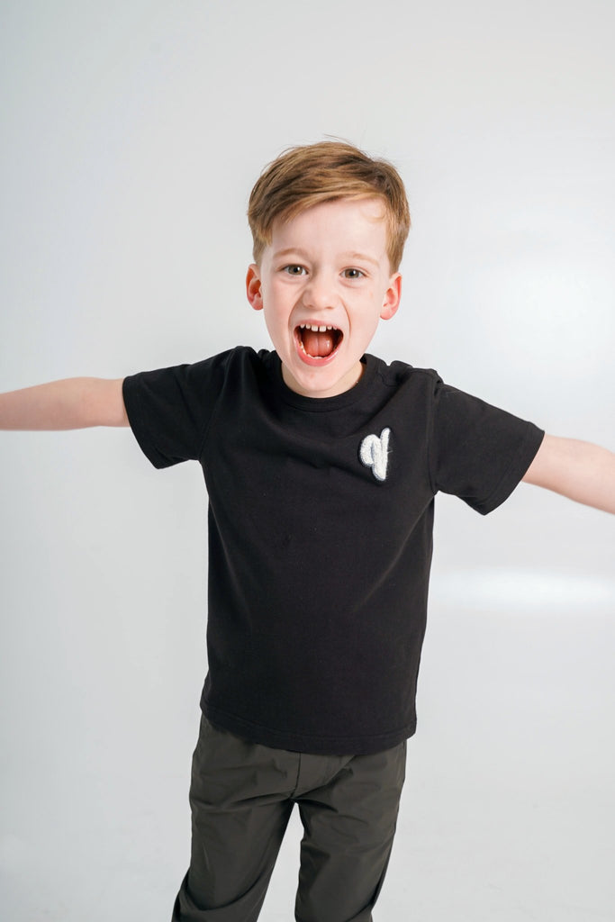 Boy's Luxe V Boucle T-Shirt - Black - Vincentius