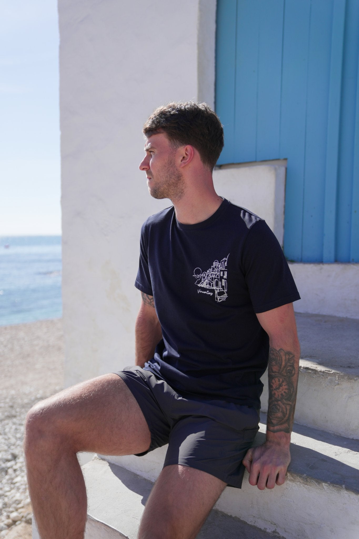 Luxe Resort Santorini T-Shirt - Navy - Vincentius