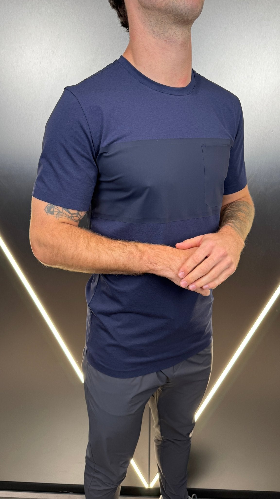 Luxury Vertex Panel T-Shirt - Navy - Vincentius
